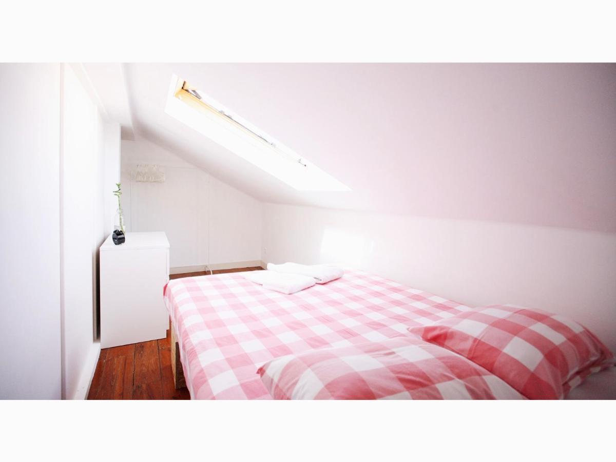 Saturdays Hostel Lisbon Exterior photo