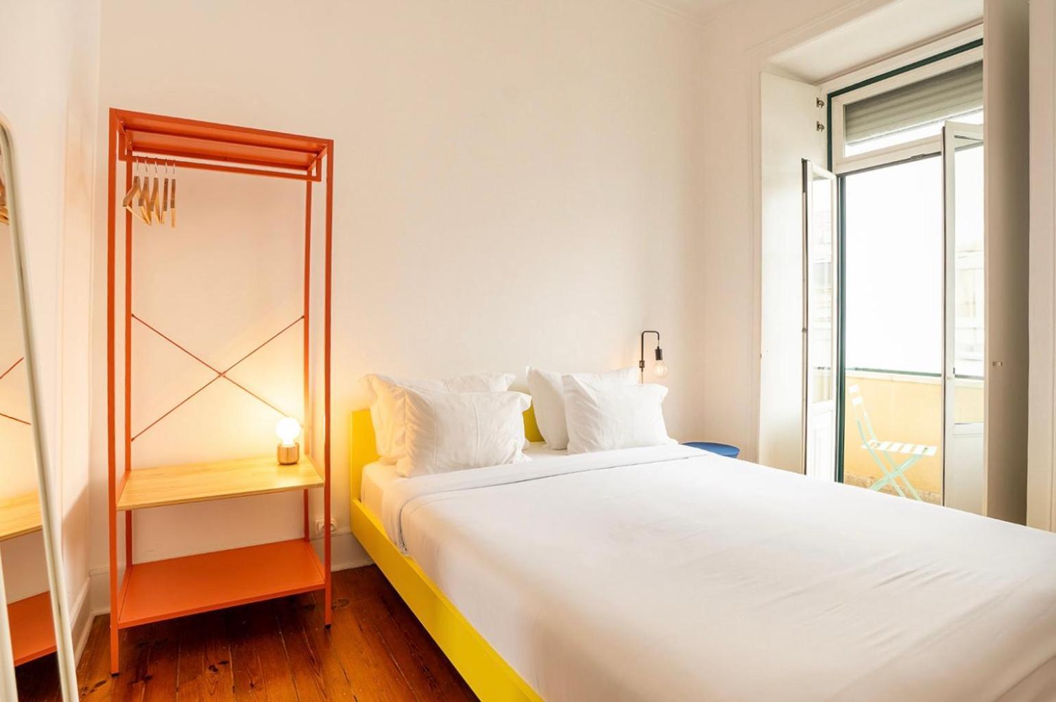 Saturdays Hostel Lisbon Room photo